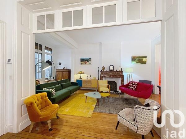 Maison à vendre 9 pièces 239 m² Douai