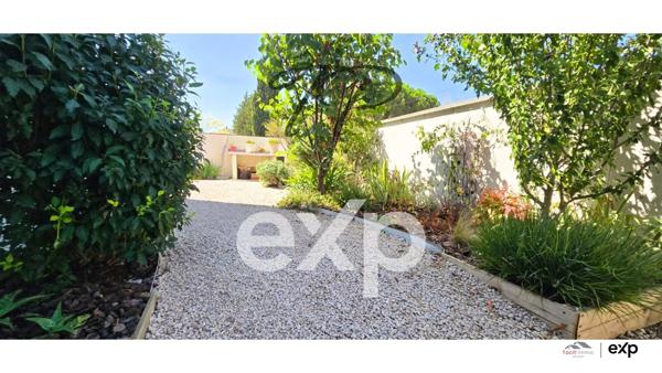 VILLA T5 SUR TERRAIN DE 306M²
