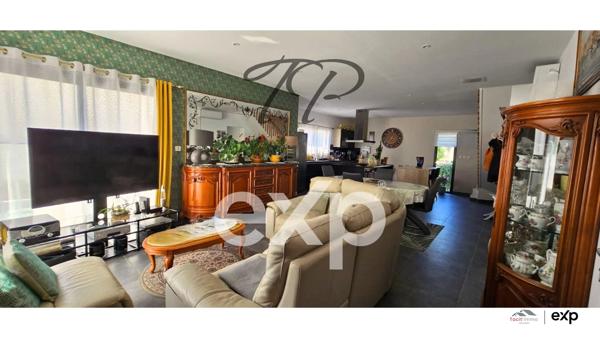 VILLA T5 SUR TERRAIN DE 306M²