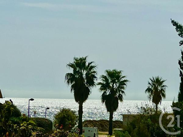 Appartement F3 à vendre  3 pièces - 44,28 m2 LA LONDE LES MAURES - 83