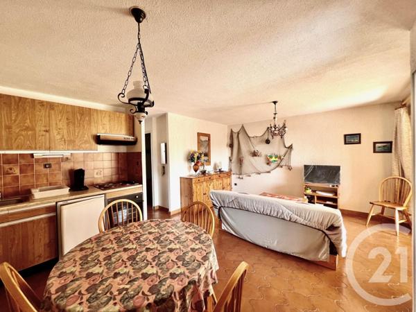 Appartement F3 à vendre  3 pièces - 44,28 m2 LA LONDE LES MAURES - 83