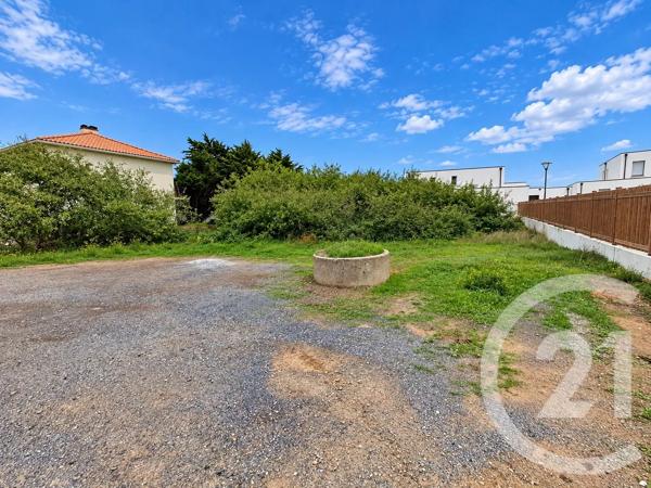 Terrain à vendre  907 m 2   BRETIGNOLLES SUR MER  - 85