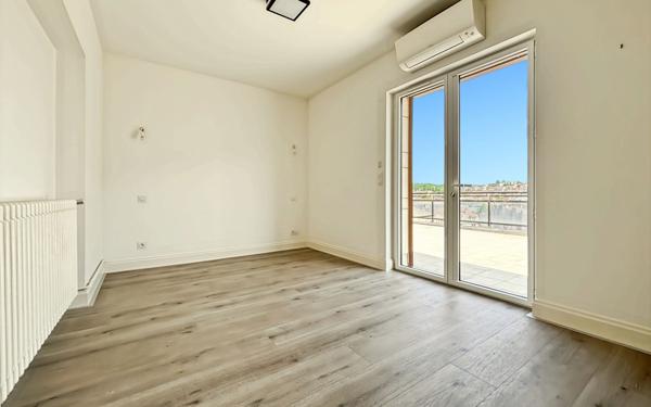 Appartement à vendre    5 pièces •  Périgueux