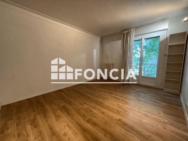 Location Appartement 4 pièces 129 m² - 42 BOULEVARD RASPAIL Avignon 84000