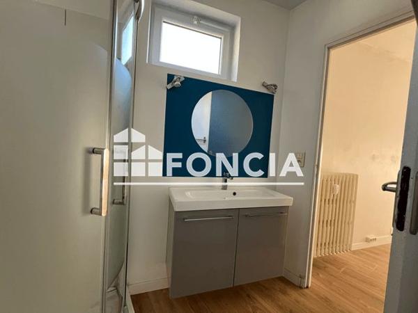 Location Appartement 4 pièces 129 m² - 42 BOULEVARD RASPAIL Avignon 84000