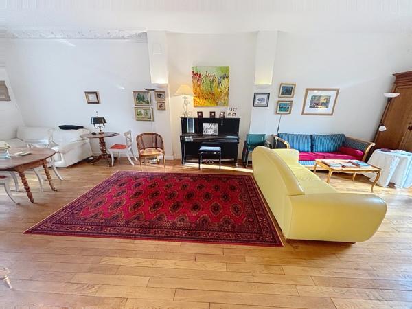 Maison à vendre 9 pièces jardin et garage REIMS (51)