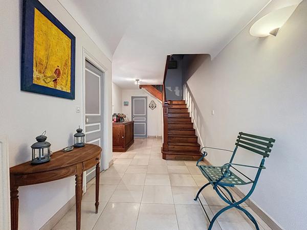 Maison à vendre 9 pièces jardin et garage REIMS (51)