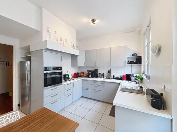 Maison à vendre 9 pièces jardin et garage REIMS (51)