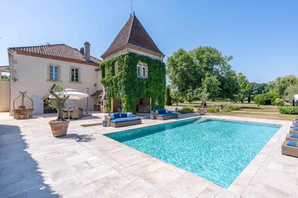 Villeneuve-sur-Lot (47300) Propriété haut de gamme au bord du Lot