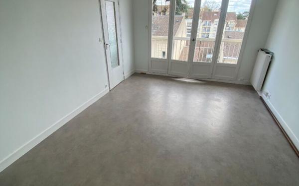 Appartement à louer    1 pièce • 27,81 m2 Limoges