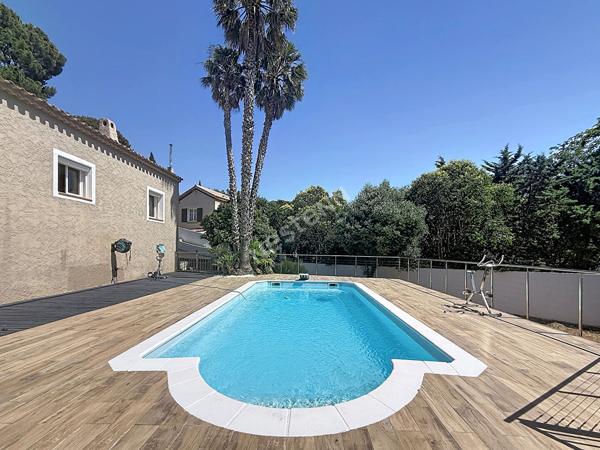 Maison La Ciotat avec studio et T2 indépendant, piscine, terrain