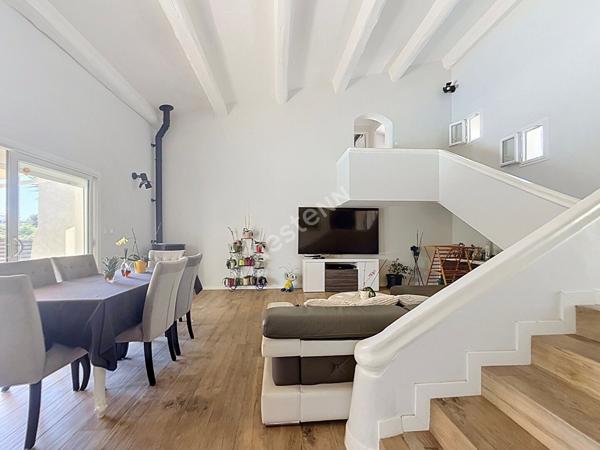Maison La Ciotat avec studio et T2 indépendant, piscine, terrain