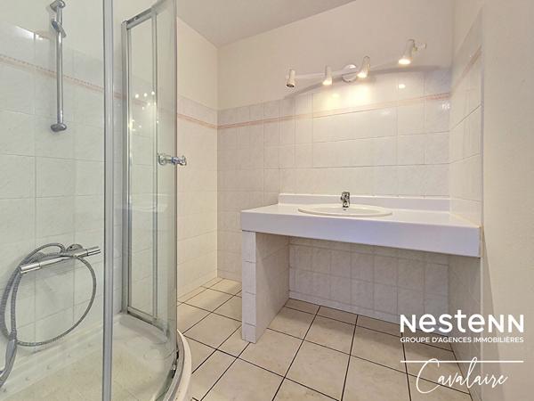 Coeur de ville Cavalaire-sur-Mer - 63 m² - Dernier étage - 2 chambres - 2 terrasses 75 m² et garage
