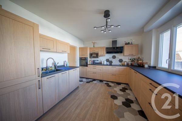 Maison à vendre  6 pièces - 163 m2 ST MEDARD EN JALLES - 33