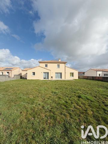 Maison à vendre 7 pièces 174 m² La Boissière-de-Montaigu