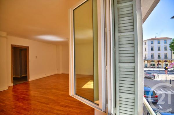 Appartement T4 à vendre  4 pièces - 113,01 m 2   ROMANS SUR ISERE  - 26