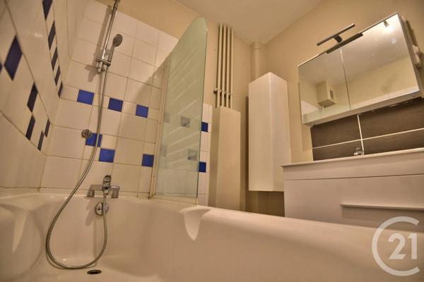 Appartement T4 à vendre  4 pièces - 113,01 m 2   ROMANS SUR ISERE  - 26