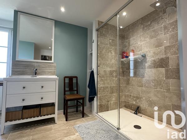 Longère 6 pièces de 181 m² à Taupont (56800)