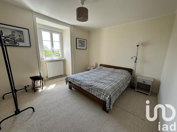 Longère 6 pièces de 181 m² à Taupont (56800)