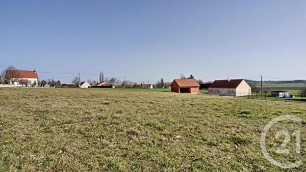 Terrain à vendre  915 m 2   LE MONTET  - 03
