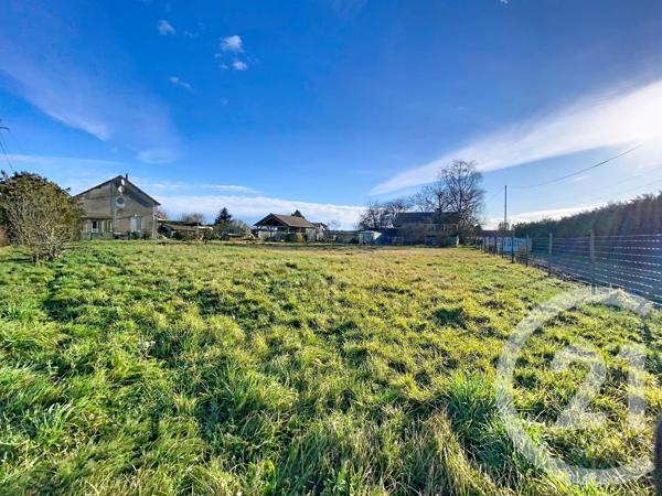 Terrain à vendre  915 m 2   LE MONTET  - 03