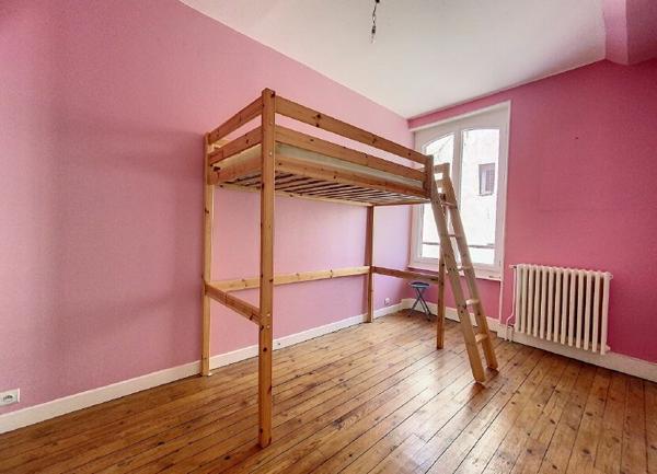 Maison à vendre    6 pièces •  Montluçon