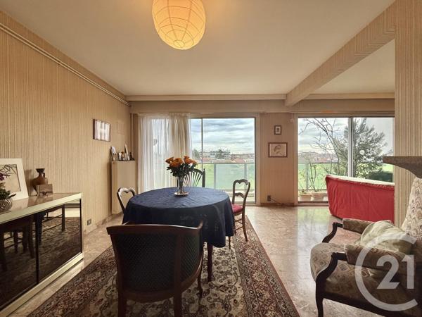 Appartement F5 à vendre  5 pièces - 110 m2 MOULINS - 03