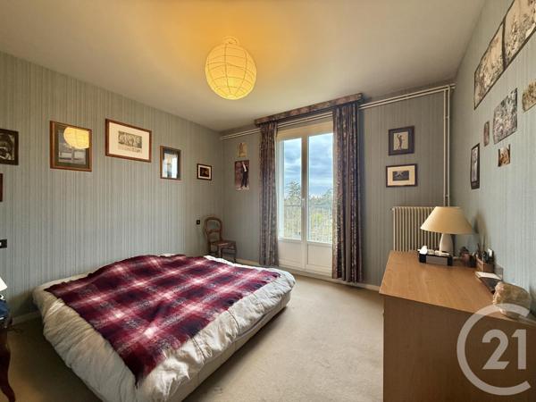 Appartement F5 à vendre  5 pièces - 110 m2 MOULINS - 03