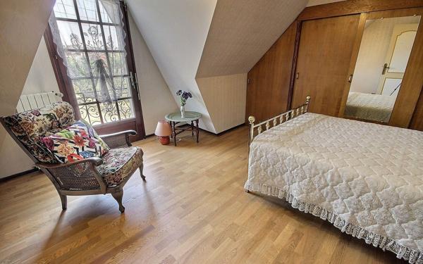 Maison à vendre    4 pièces • 166 m2 Lescar