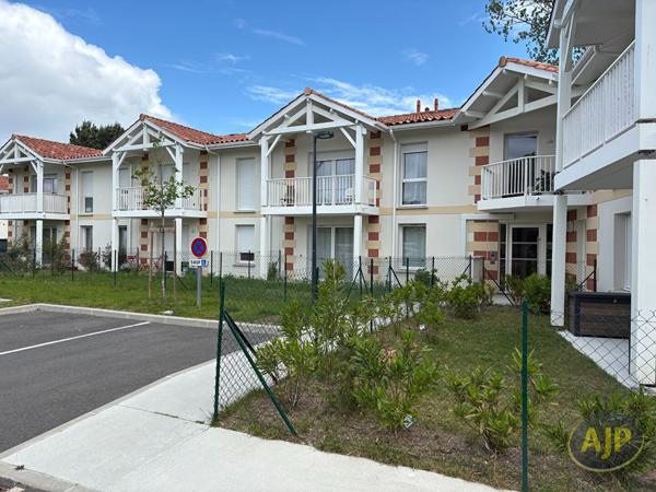 Location appartement Vendays Montalivet : 700 € - AJP Le Verdon Immobilier