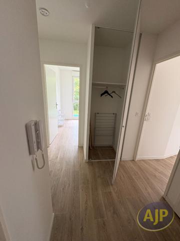 Location appartement Vendays Montalivet : 700 € - AJP Le Verdon Immobilier