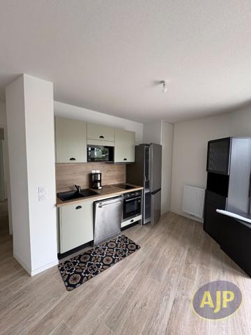 Location appartement Vendays Montalivet : 700 € - AJP Le Verdon Immobilier