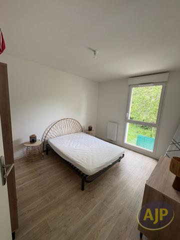 Location appartement Vendays Montalivet : 700 € - AJP Le Verdon Immobilier