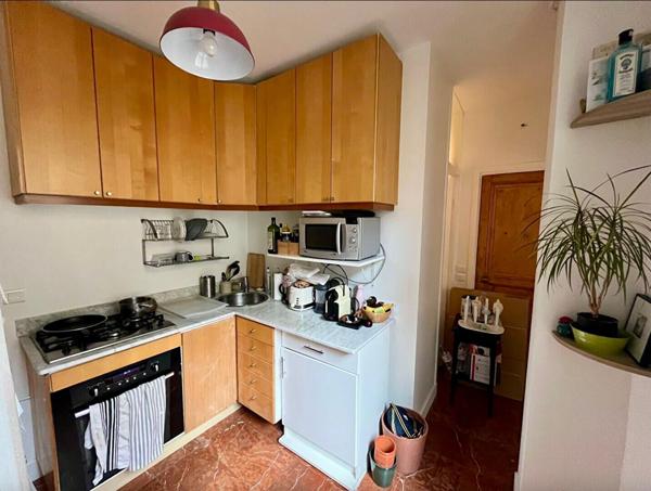 T2 pièces 43 m2 - Paris 11e - Meublé