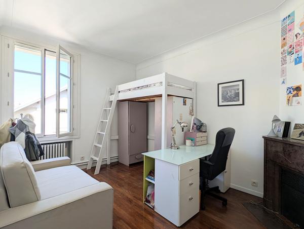 Maison familiale-Jardin-8 pièces - Asnières-sur-Seine , Asnieres sur seine Maison familiale-Jardin-8 pièces - Asnières-sur-Seine , Asnieres sur seine