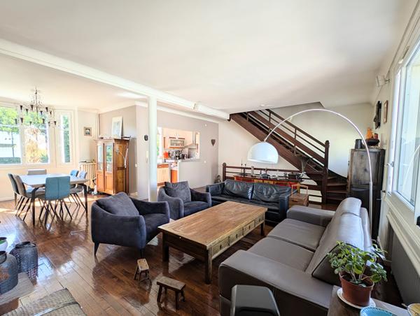 Maison familiale-Jardin-8 pièces - Asnières-sur-Seine , Asnieres sur seine Maison familiale-Jardin-8 pièces - Asnières-sur-Seine , Asnieres sur seine