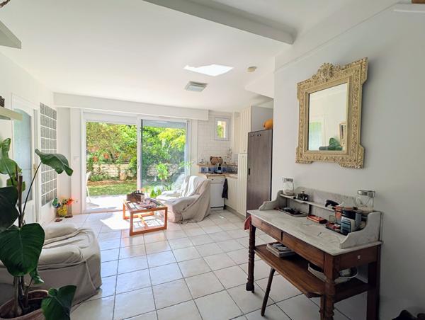 Maison familiale-Jardin-8 pièces - Asnières-sur-Seine , Asnieres sur seine Maison familiale-Jardin-8 pièces - Asnières-sur-Seine , Asnieres sur seine