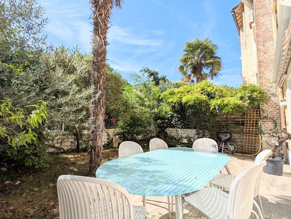 Maison familiale-Jardin-8 pièces - Asnières-sur-Seine , Asnieres sur seine Maison familiale-Jardin-8 pièces - Asnières-sur-Seine , Asnieres sur seine