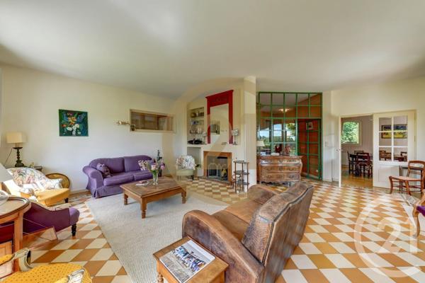 Maison à vendre  8 pièces - 198 m 2   ST DIDIER AU MONT D OR  - 69