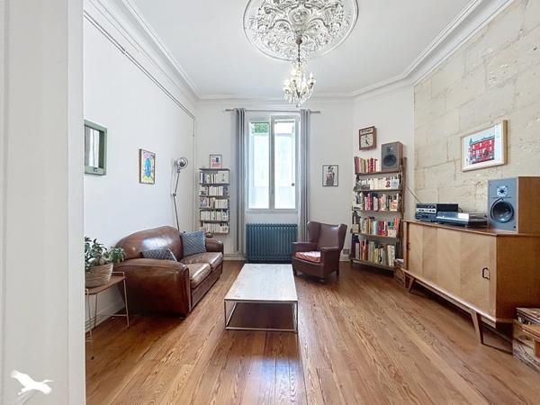 Appartement 369 600 € Bordeaux 3 p 75 m² DPE D