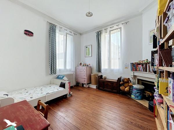 Appartement 369 600 € Bordeaux 3 p 75 m² DPE D