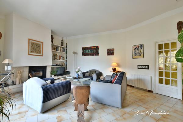 Perpignan (66000) SPACIEUX APPARTEMENT T4/5 – 140 m² - Terrasse - Calme