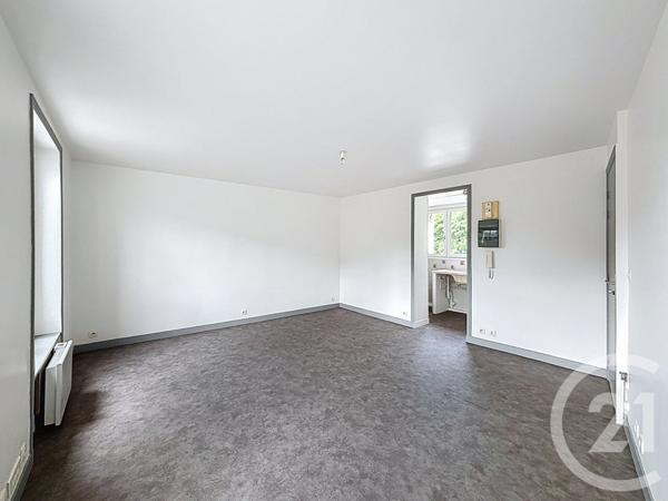 Appartement F1 à vendre  1 pièce - 27,21 m2 MONTFERMEIL - 93