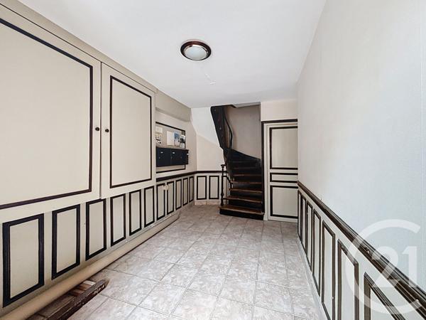 Appartement F1 à vendre  1 pièce - 27,21 m2 MONTFERMEIL - 93