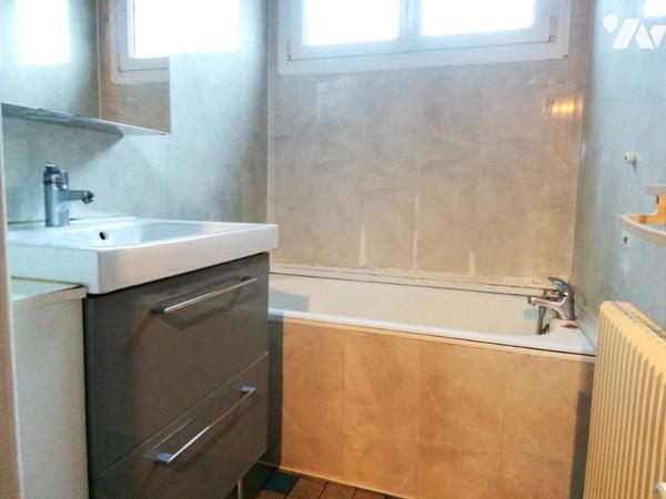 MONTFERRAND-LE-CHATEAU chalet GARDAVAUD