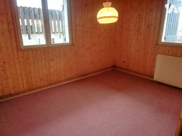 MONTFERRAND-LE-CHATEAU chalet GARDAVAUD