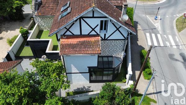 Maison à vendre 7 pièces 175 m² Moret-Loing-et-Orvanne