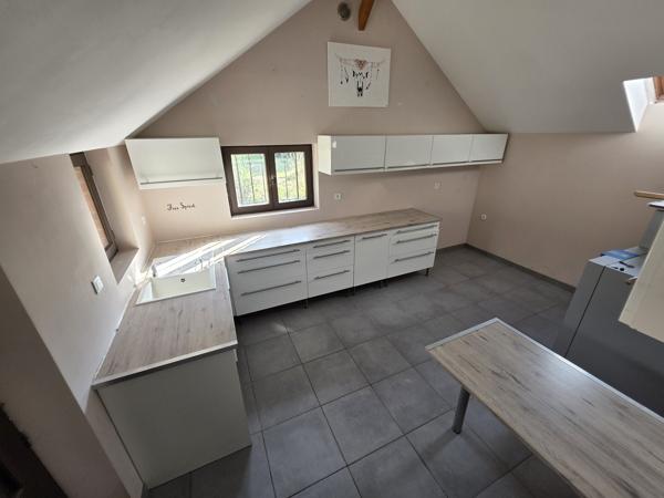 Maison et Grange sur terrain constructible 2100m2 à Moussey