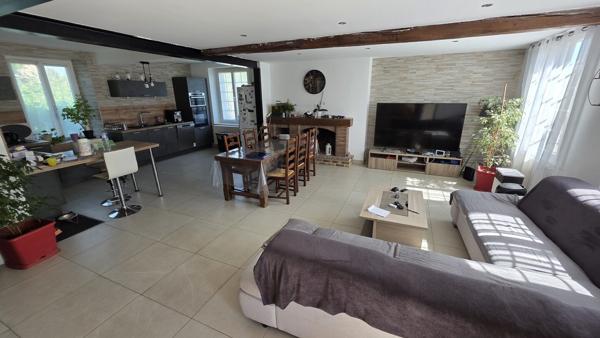Maison et Grange sur terrain constructible 2600m2 à Moussey 299 800 €