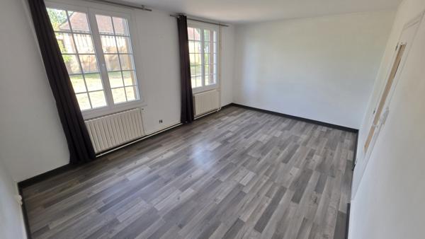 Maison et Grange sur terrain constructible 2100m2 à Moussey